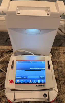 OHAUS EX224/AD Explorer Analytical Balancem Power ON, Used
