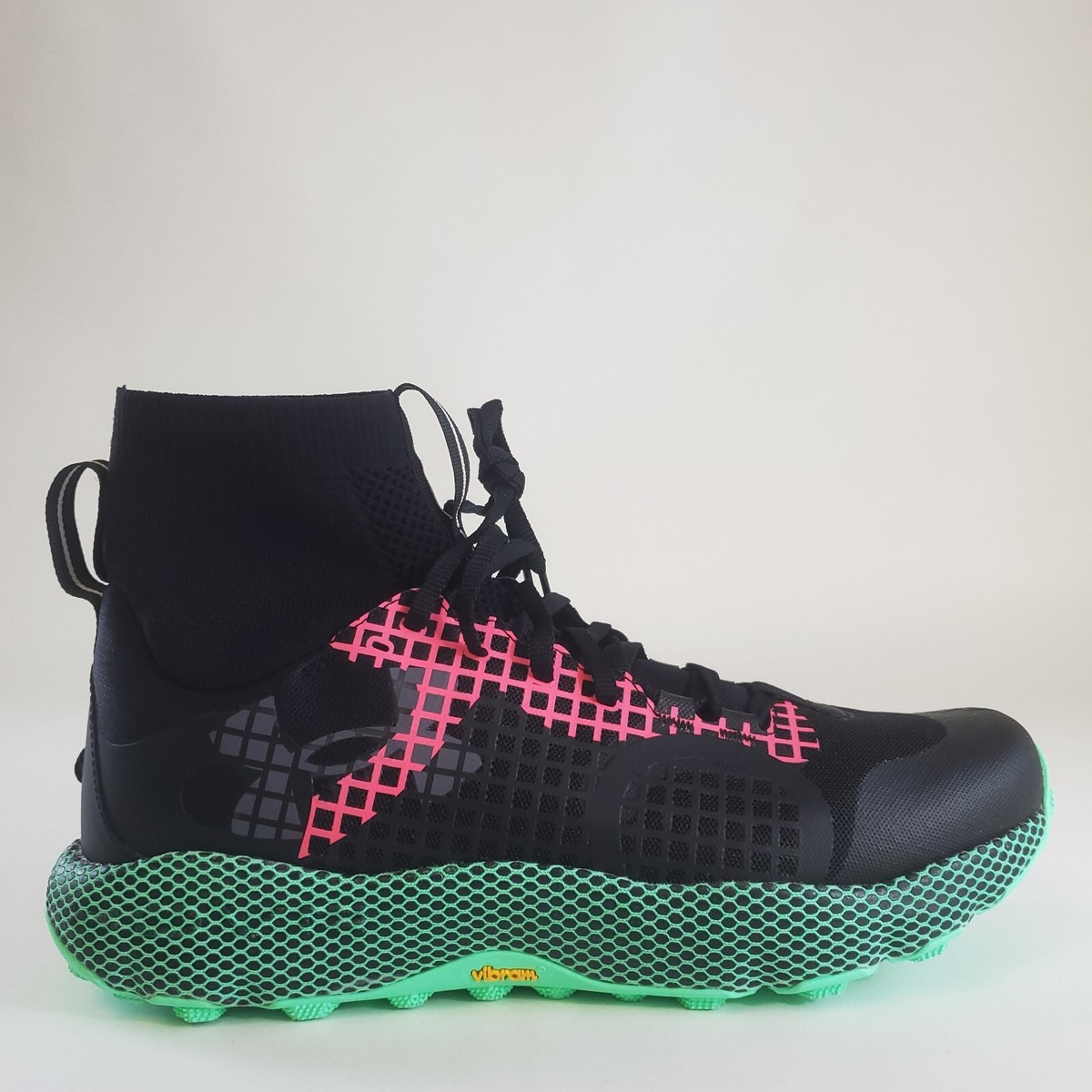 Under Armour UA HOVR Ridge Trek Trail Running Shoe 3025581  display picture 3