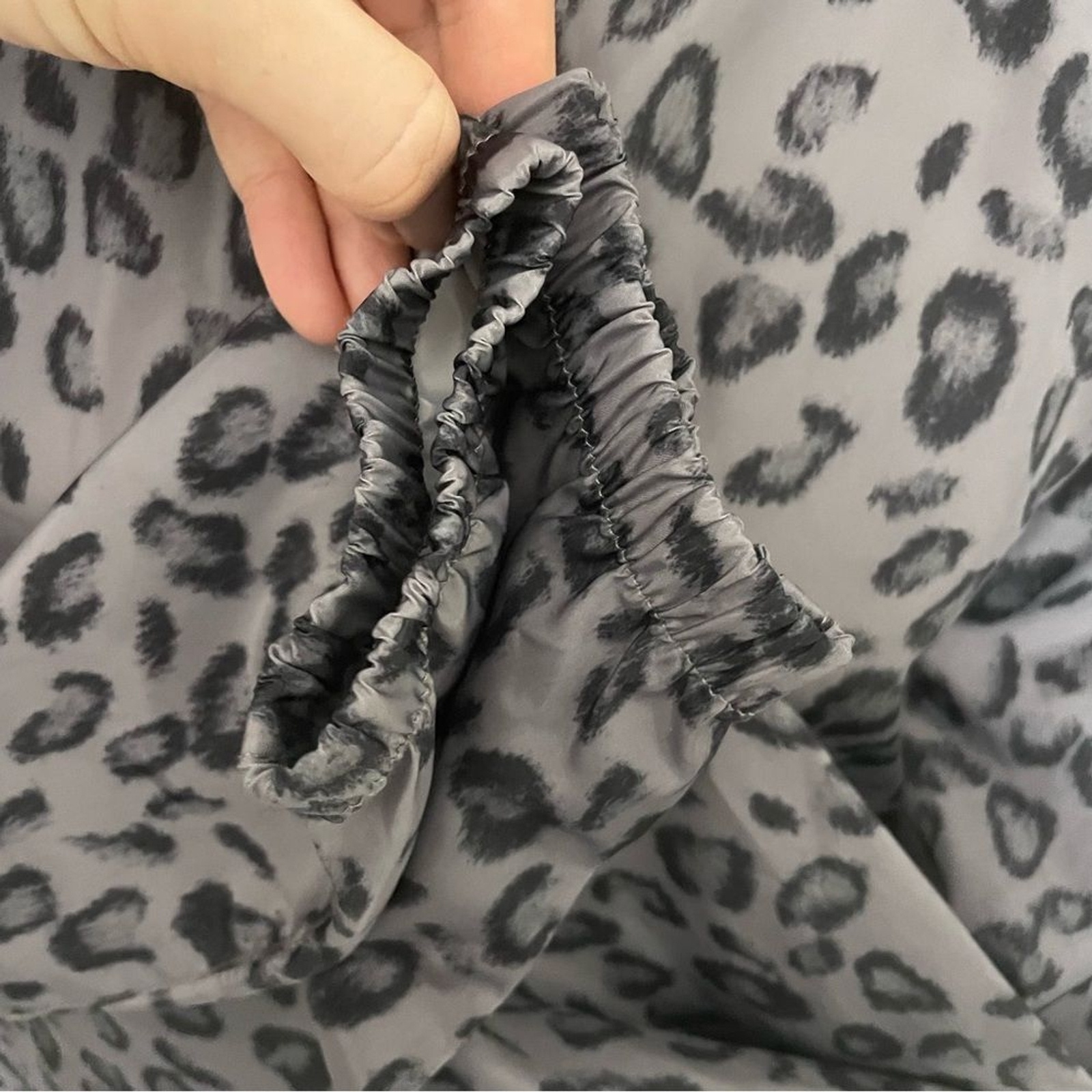 Thread & Supply Jacket Pullover Leopard Animal Pr… - image 5