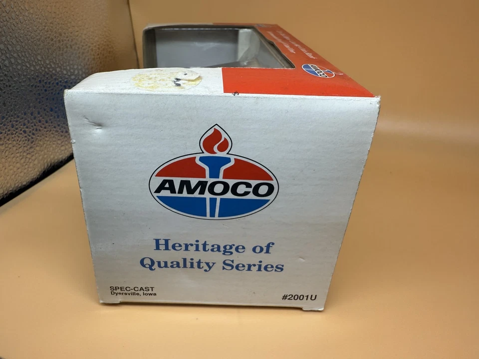 Vintage Amoco 1929 Ford Model A Tanker Bank 1992 Collector Diecast Car NIB - Image 2 of 2