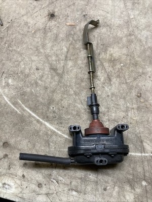 81-85 MERCEDES W126 380SEC 420SEC 500SEC Trunk Vacuum Actuator **TESTED**
