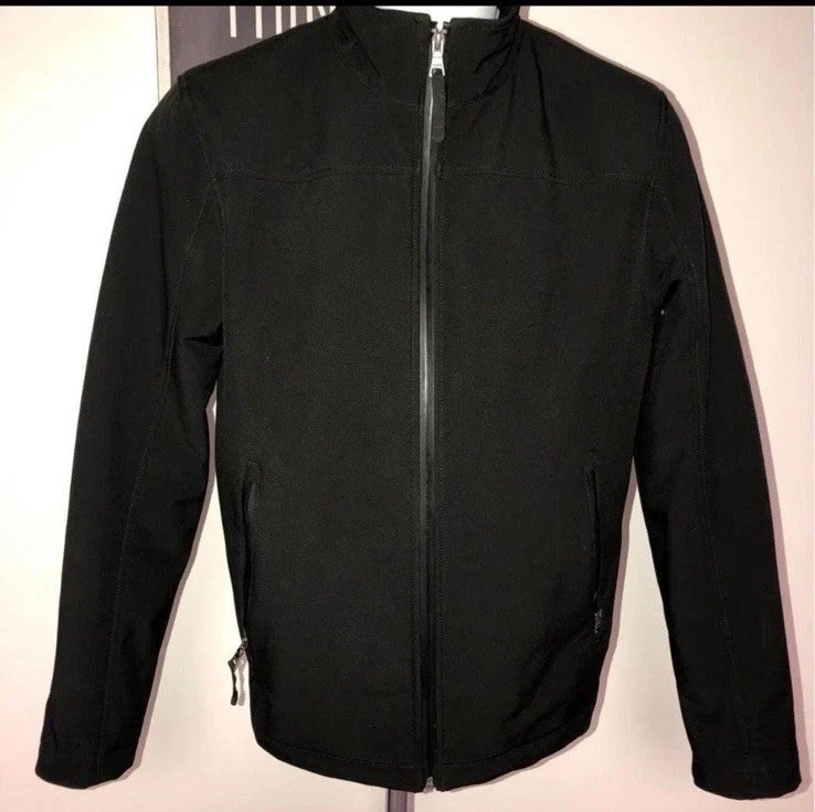 Guess men’s soft shell jacket size large excellent condition - Image 2 of 4