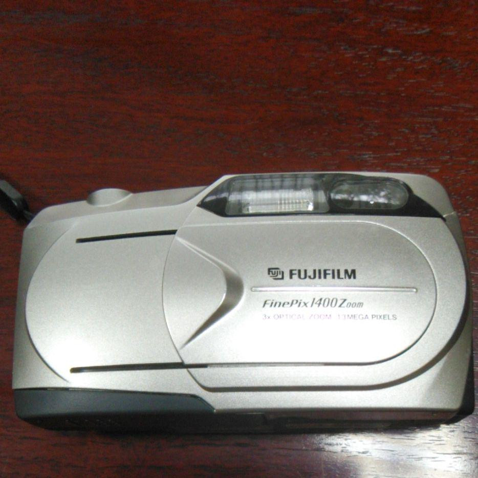 Fujifilmfinepix1400Zoom
