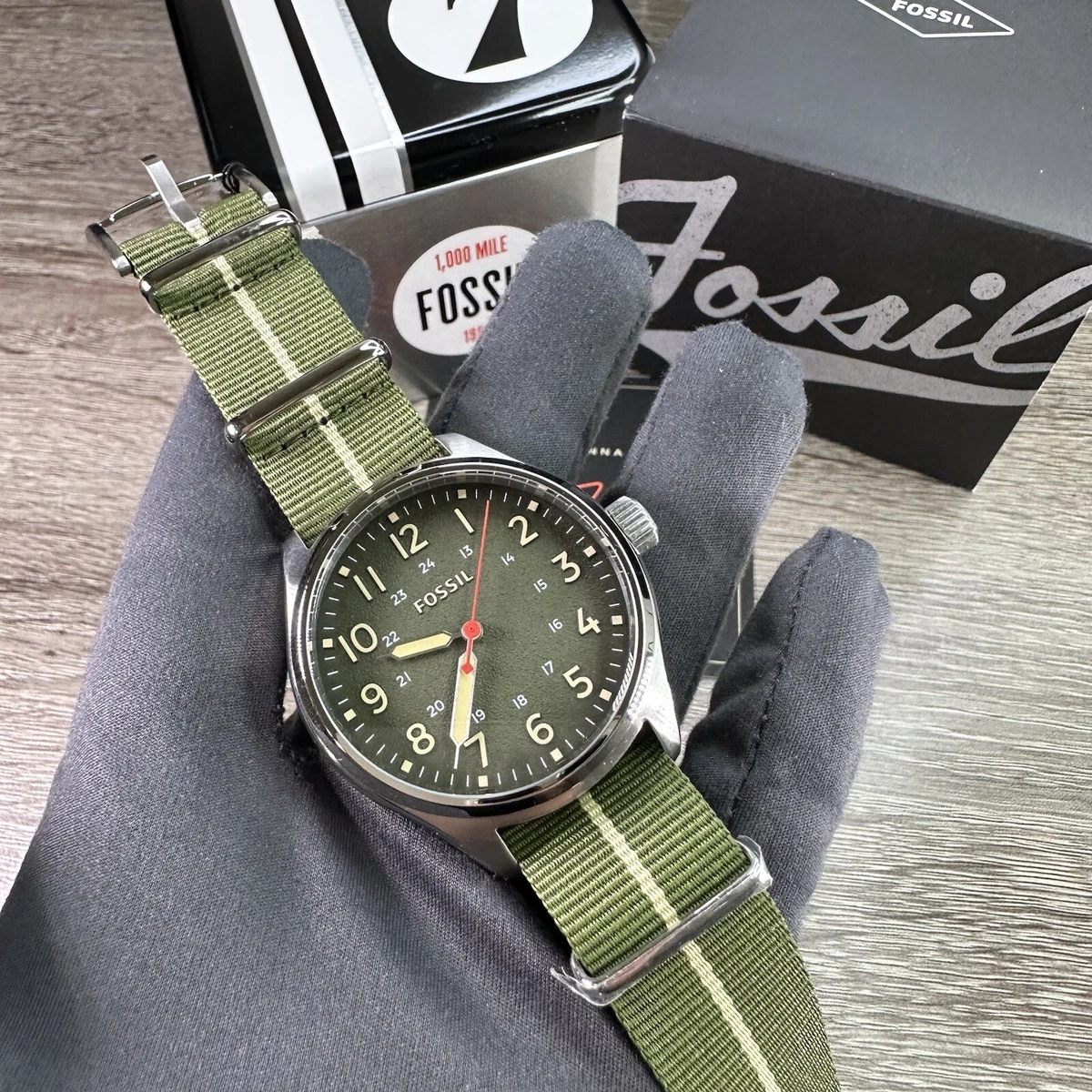 Places that sell shop fossil watches