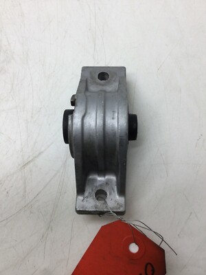 トム Yamaha Motor Mount Bracket Venture Vector 8ES-21410-00-00 2005