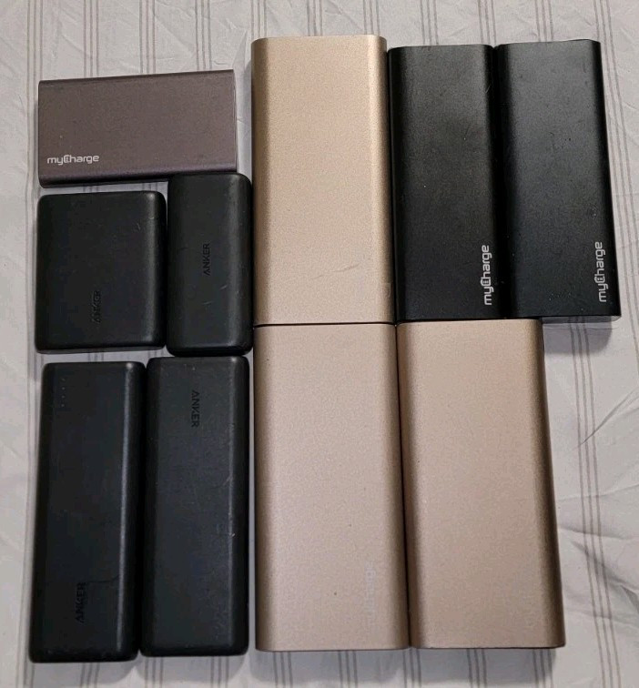 10 Travel Power Banks 30K/20K/10K mAh with USB & USB-C Charging 10 Travel Power Banks 30K/20K/10K mAh with USB & USB-C Charging