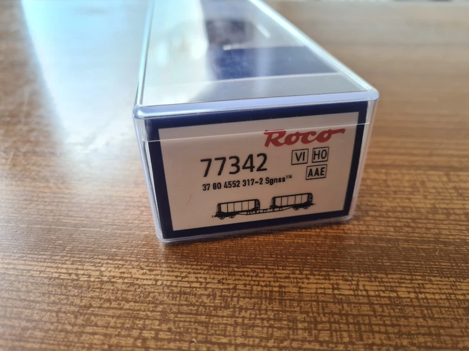 Roco 77342 Containertragwagen D-AAEC Sgns 317-2 Tanktainer Lanfer + Van d. Bosch - Bild 2 von 4