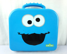 Sesame Street Cookie Monster Find-and-Learn Number Case Blue Toy Carrying Case