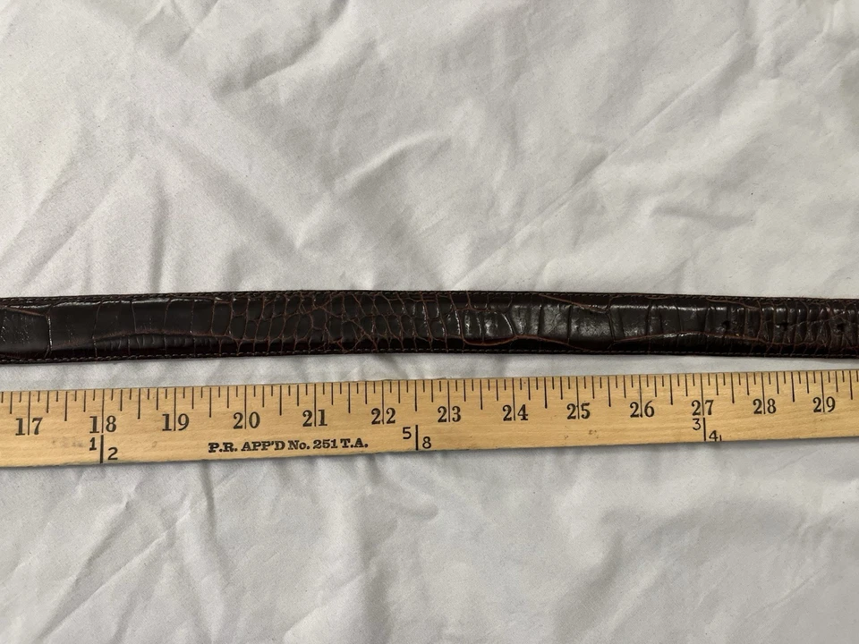 Antigo cinto de couro feminino Ralph Lauren marrom padrão crocodilo feito nos EUA - Imagem 4 de 4
