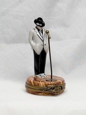 Limoges Box SINGER FRANK SINATRA AT THE MIC Peint Main Hinged Trinket Box