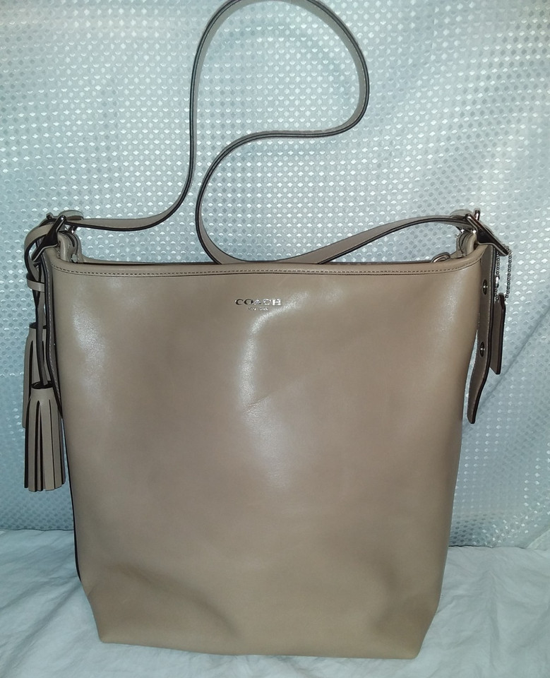 Coach Legacy Tassel Duffle 19889 Leather Shoulder Handbag hobo bucket style