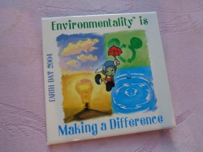 Disney Button Pin Jiminy Cricket Environmentality Earth Day 2004