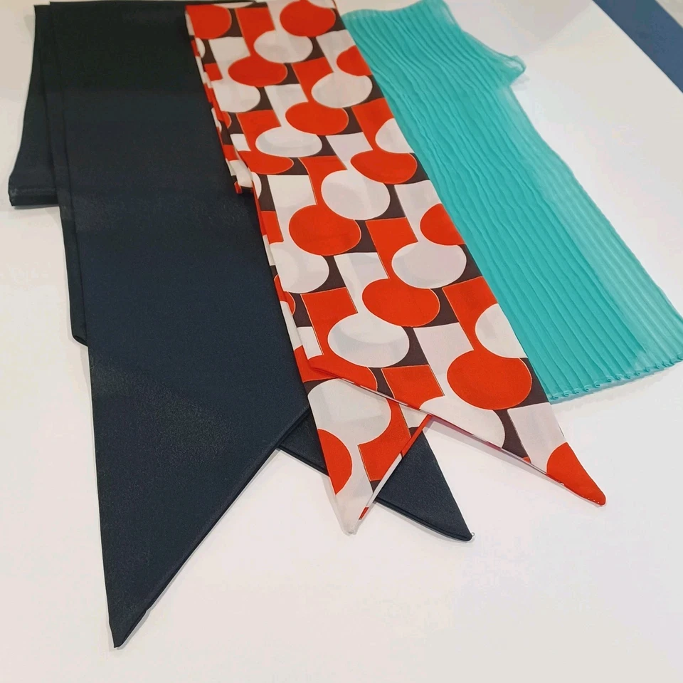 Bufandas vintage pinup retro rockabilly cuello/pelo, años 60 negro, verde, círculos rojos  Foto 2 de 4