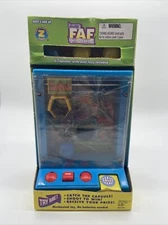 Mini Arcade Mechanical Toy Capsule Machine Football Zima