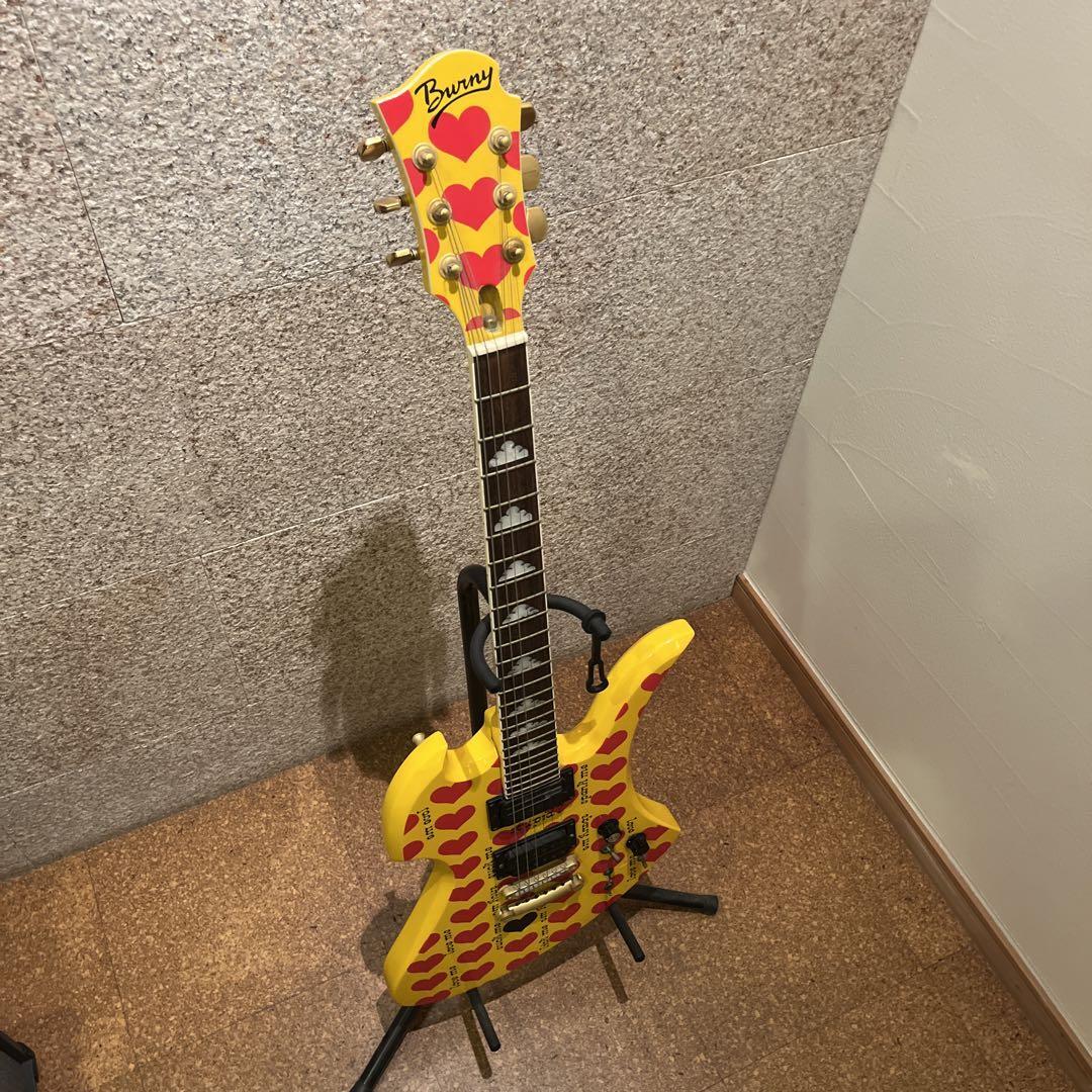Electric Guitar Burny MG-145S Hide Signature Model Yellow Electric Guitar Burny MG-145S Hide Signature Model Yellow