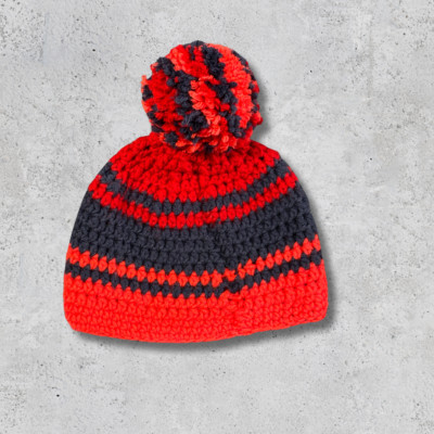 Handmade Bommelmütze, für Kinder, rot-blau, selbst gestrickt