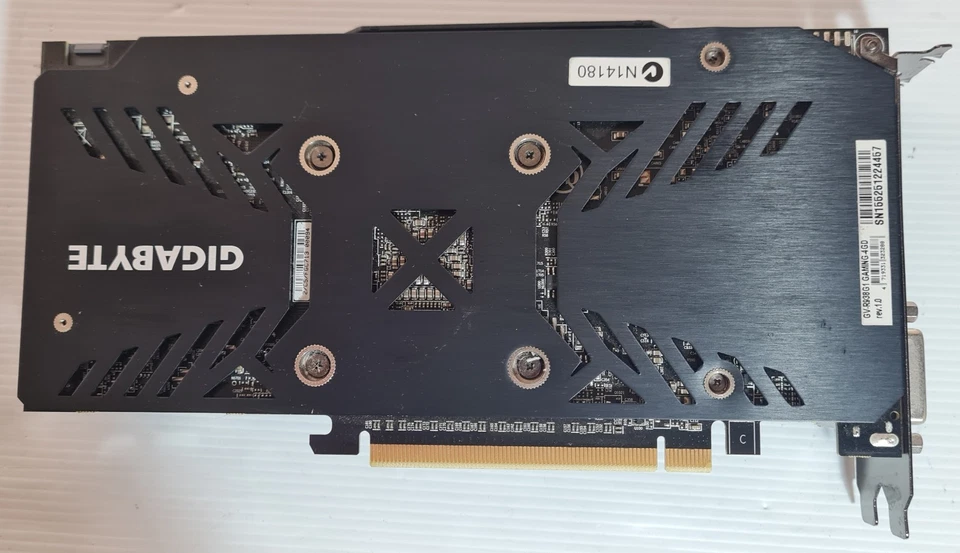 GIGABYTE AMD Radeon R9 380 4GB GDDR5 G1 Gaming Graphics Card GPU - Image 3 of 4