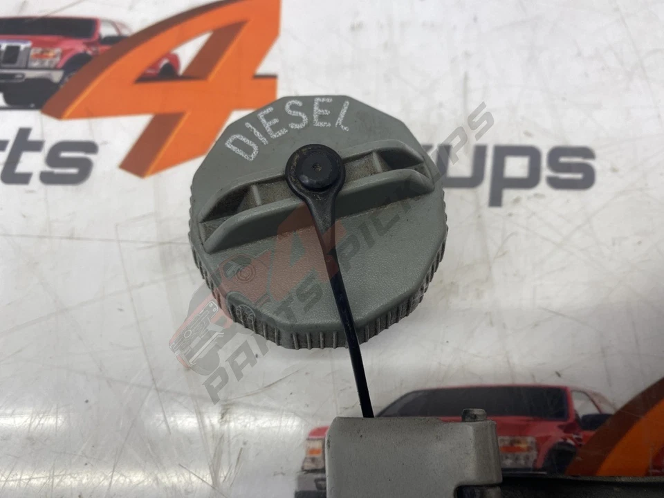 2013 Mitsubishi L200 Barbarian Style Diesel Fuel Flap 2006-2015 - Image 4 of 4