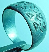 DETECTOR FINDS LEGIONARY ANCIENT SILVERED ROMAN ENGRAVED RING 