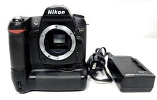Nikon D80 10.2MP DSLR Camera Body with MB-D80 Battery Grip  Charger