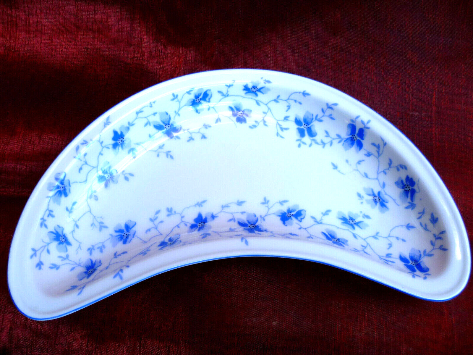 Arzberg Blaublüte 1382 1 kleines Grätenschälchen in sehr gutem Zustand Rarität!