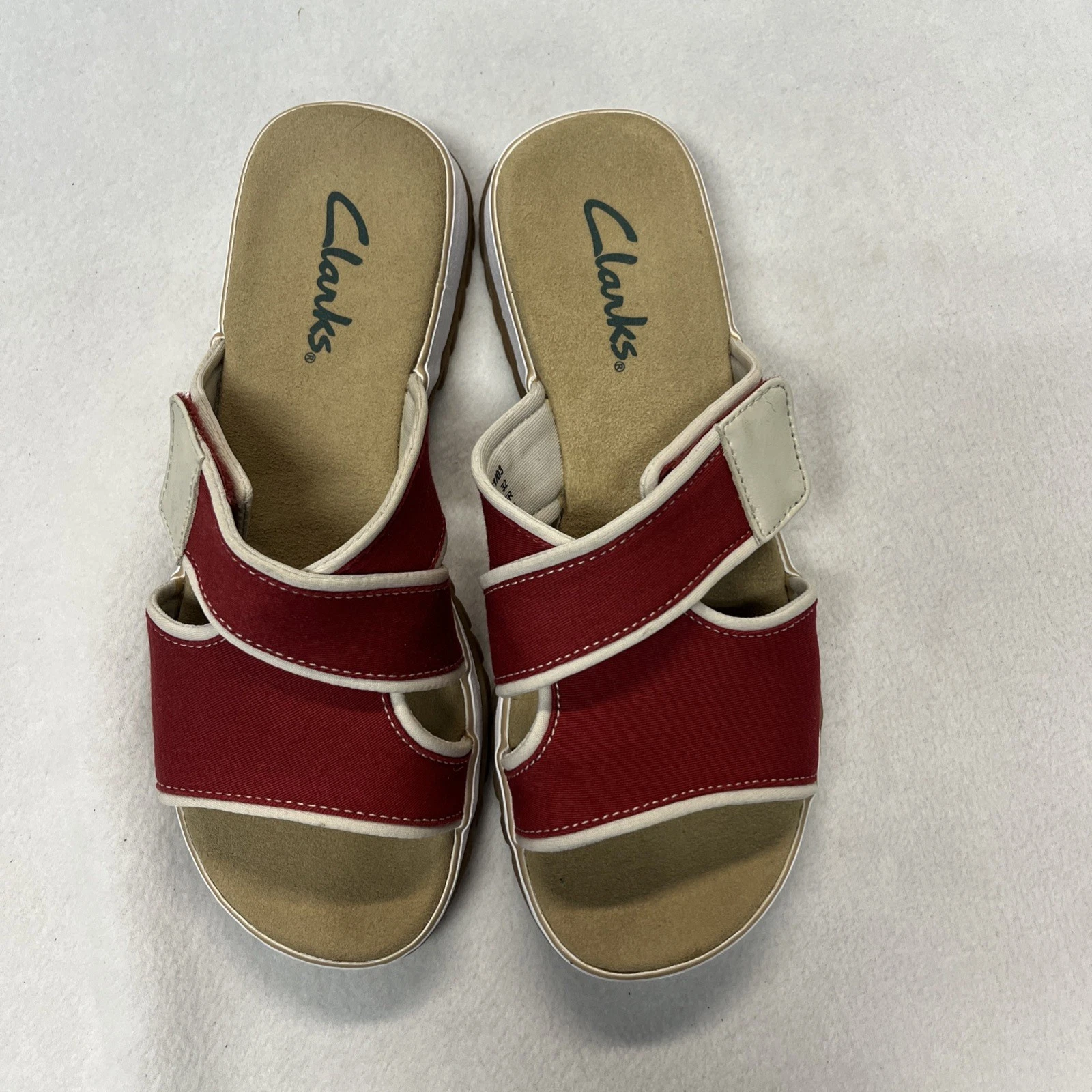 Sandali da donna Clarks Slides Hyannis in tela rossa taglia 8 cinturino regolabile