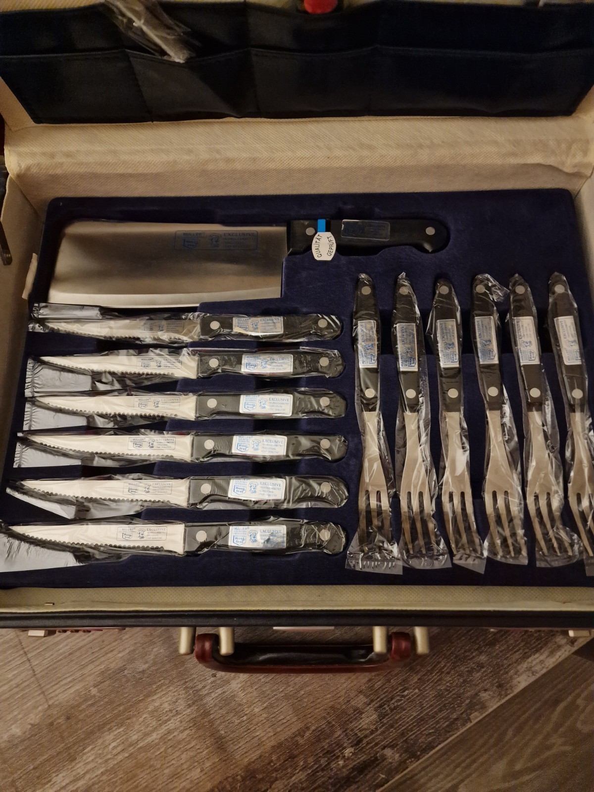 Solingen Besteck Set mit Koffer 25 Teile .