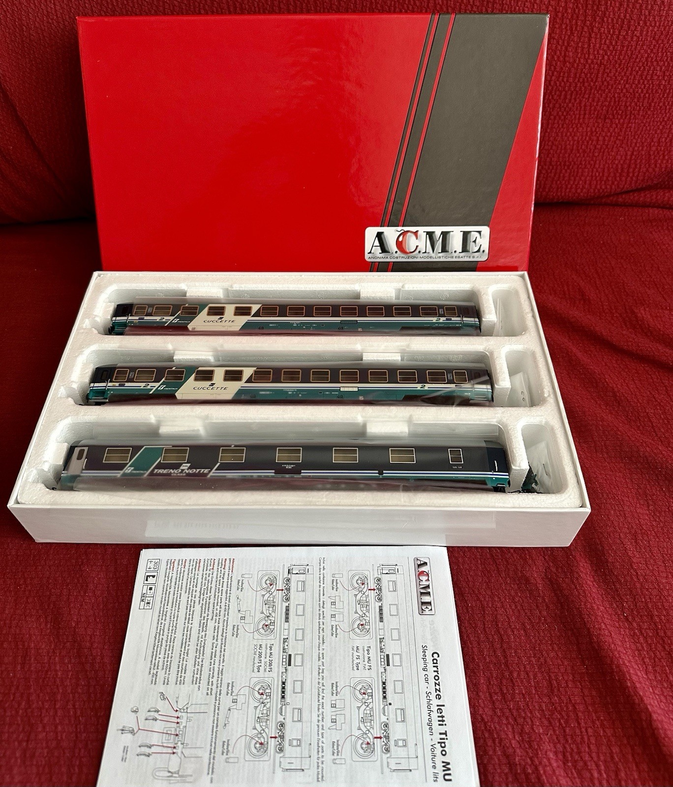 Foto 1 di 6