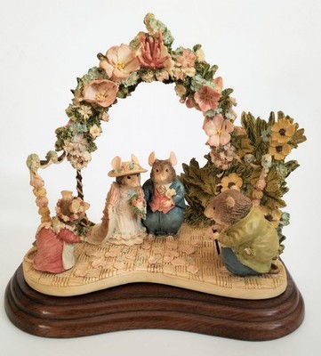 Brambly Hedge Summer Tableau Limited Edition Boxed Border Fine Arts