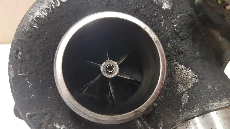 LAND ROVER DISCOVERY I LJ Turbolader 4H206K682CJ 2.7 Diesel 2008 28757989 - Bild 3 von 4