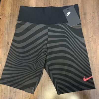 nike air max biker shorts