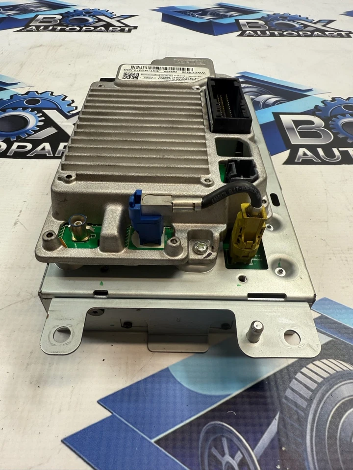 2017-2018 FORD MUSTANG RADIO 8" DISPLAY TOUCH SCREEN MODULE HR3T-14G370-KBA OEM - Image 4 of 4