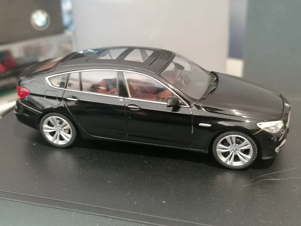 Schuco 1/43 BMW Serie 5 Gran Turismo MINT with Box Dealer Edition - Immagine 4 di 4