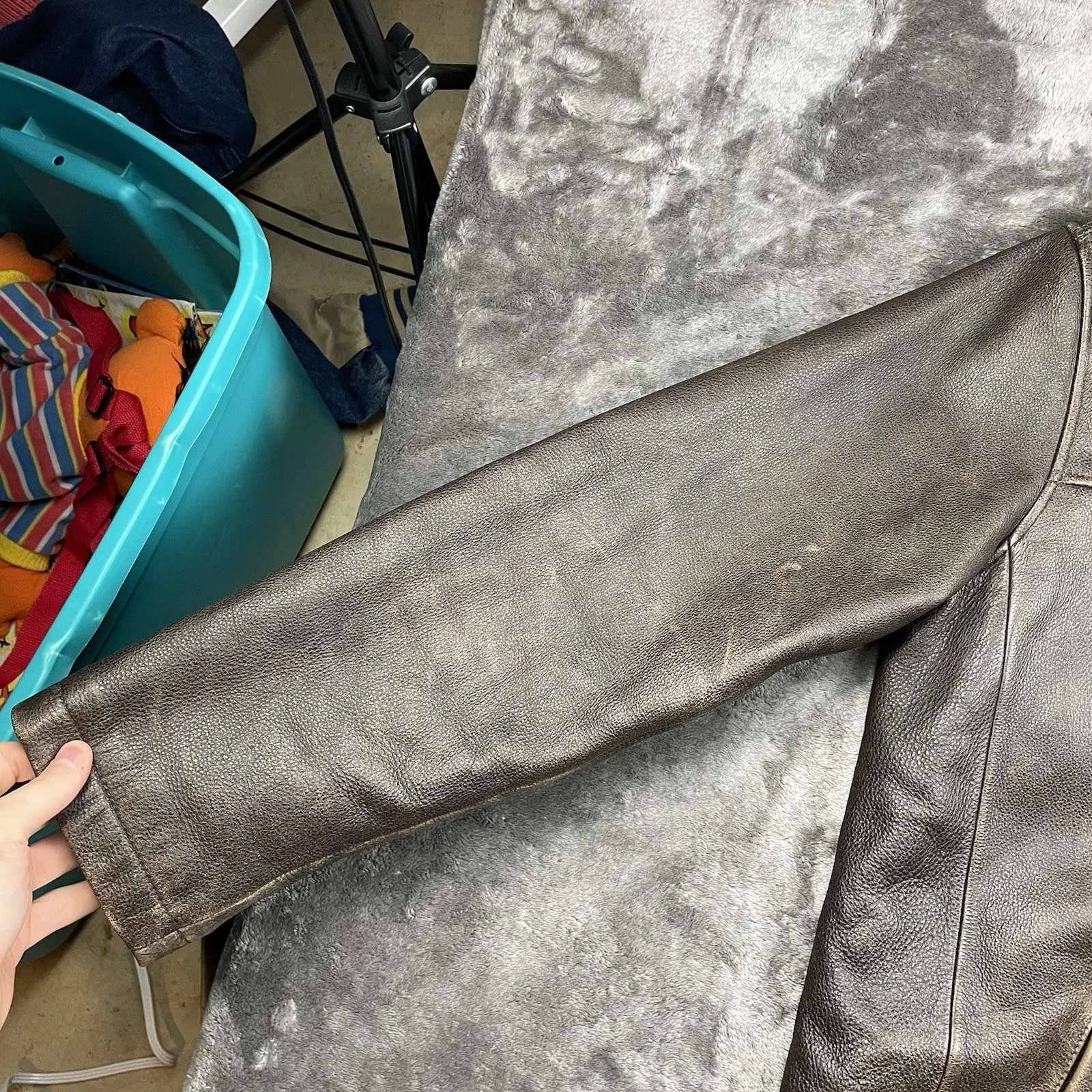 DEAN WINCHESTER SUPERNATURAL BROWN CAR COAT DISTRESSED MEDIUM ROUNDTREE & YORKE image 6