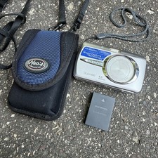 Olympus Stylus 600 Digital 6.0MP Digital Camera - Silver