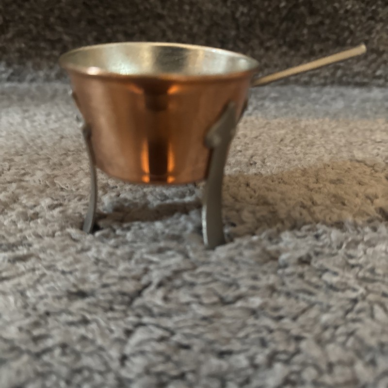 Vintage  Mini Copper Three Legged Riveted With Handle