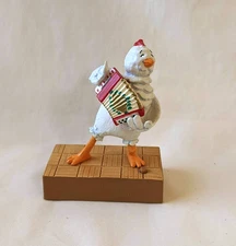 Hallmark Keepsake Ornament 2008 The Chicken Dance Works Great New Batteries