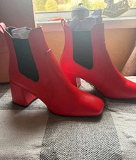 Size 6 Schuh Boots Red Block Heel Slip On Round Toe Elasticated Side New 
