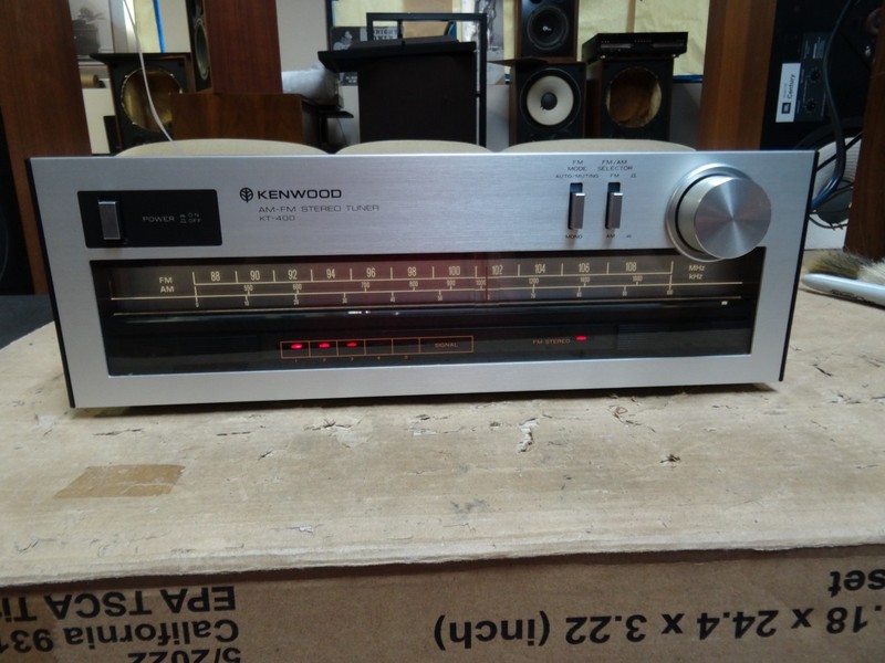 KENWOOD KT400 Stereo tuner. mint