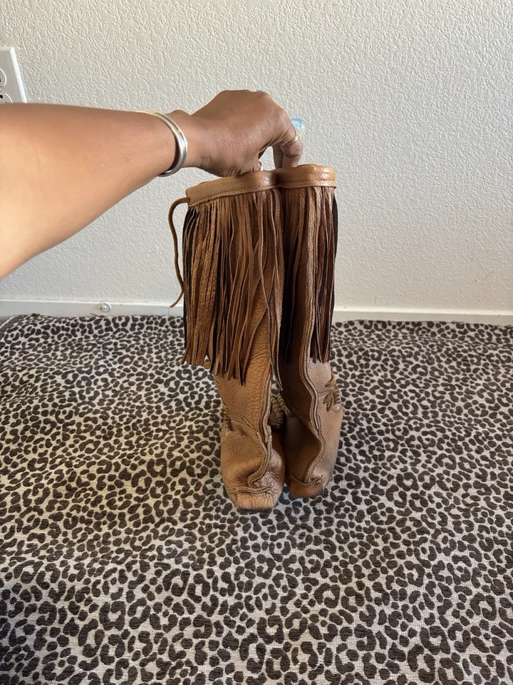 Mocasines hasta la rodilla Buffalo para mujer nativos americanos 10 flecos de cuero hechos a mano Foto 3 de 4