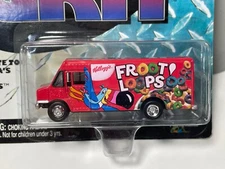 Johnny Lightning True Grit Heavy Haulers FROOT LOOPS Delivery Truck Toucan 1/64