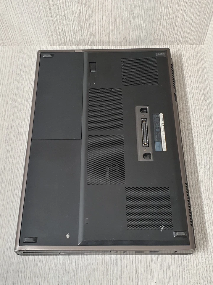 Dell Precision M4800 15.6" Intel core i7 16GB DDR3 512GB SSD WIN 10 Pro EA2803 - Image 3 of 4