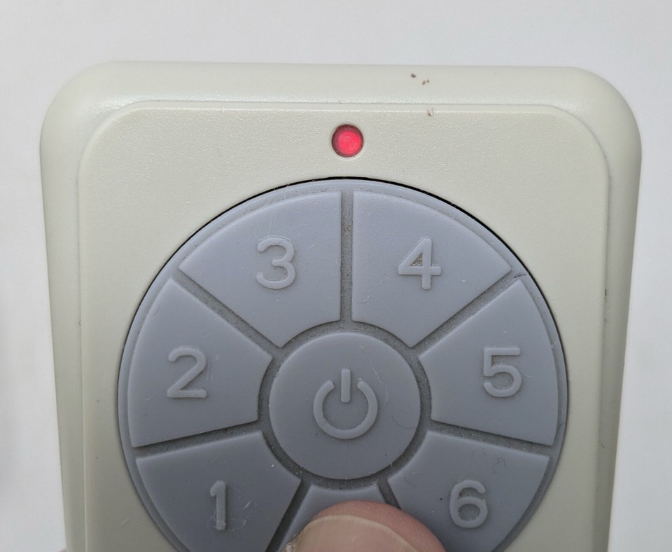 Genuine Harbor Breeze A25TX012 Ceiling Fan Light Remote w/ Wall Mount