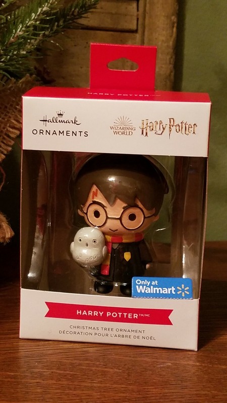 Hallmark Ornament  Red Box  ~   HARRY POTTER - WIZARDING WORLD