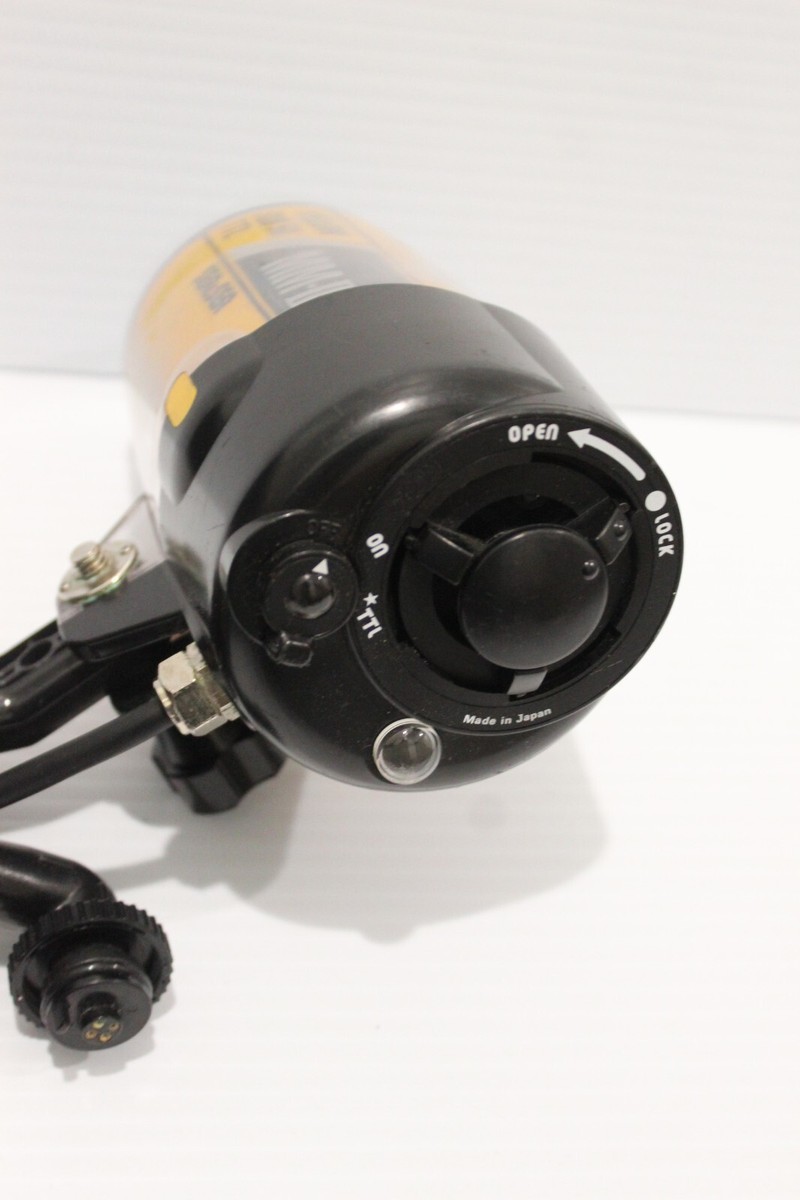 Sea & Sea Motor Marine Underwater MM-II Yellow Sub YS-50 TTL Sea & Sea Motor Marine Underwater MM-II Yellow Sub YS-50 TTL