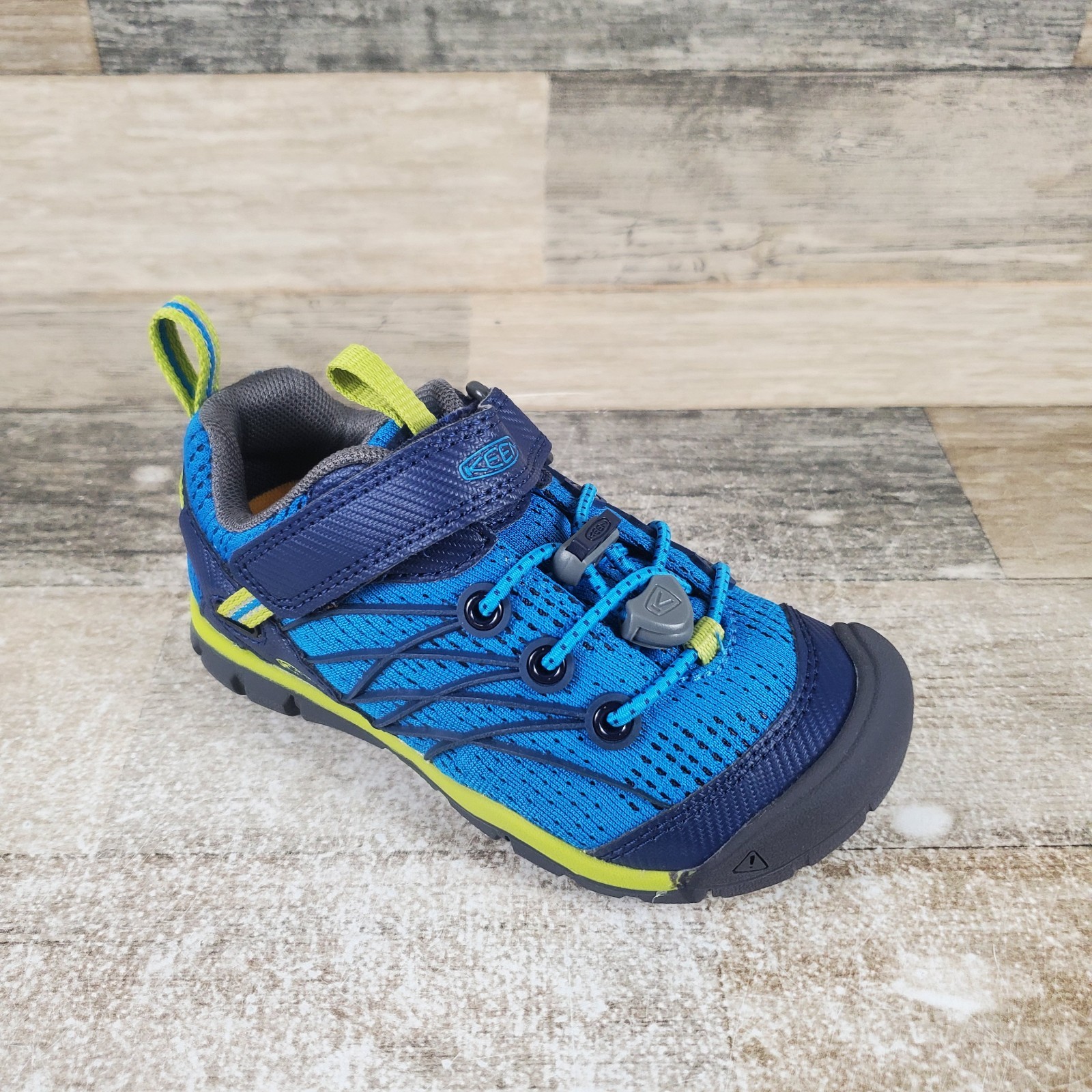 Scarpe da trekking Keen Chandler CNX per bambini taglia 9 blu brillante sneakers con gancio e passante