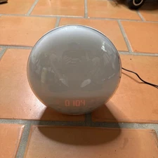 Philips SmartSleep Wake-up Light Fm Alarm Radio Sunrise Sunset Simulation HF3520
