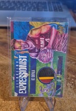 2019-20 Panini Court Kings - Fledgling Expressionist Memorabilia KZ Okpala /25