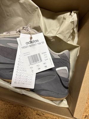 Adidas Yeezy Boost 700 V2 Tephra 12 46 2/3 Kanye West Sneaker Bully OG Wave Run