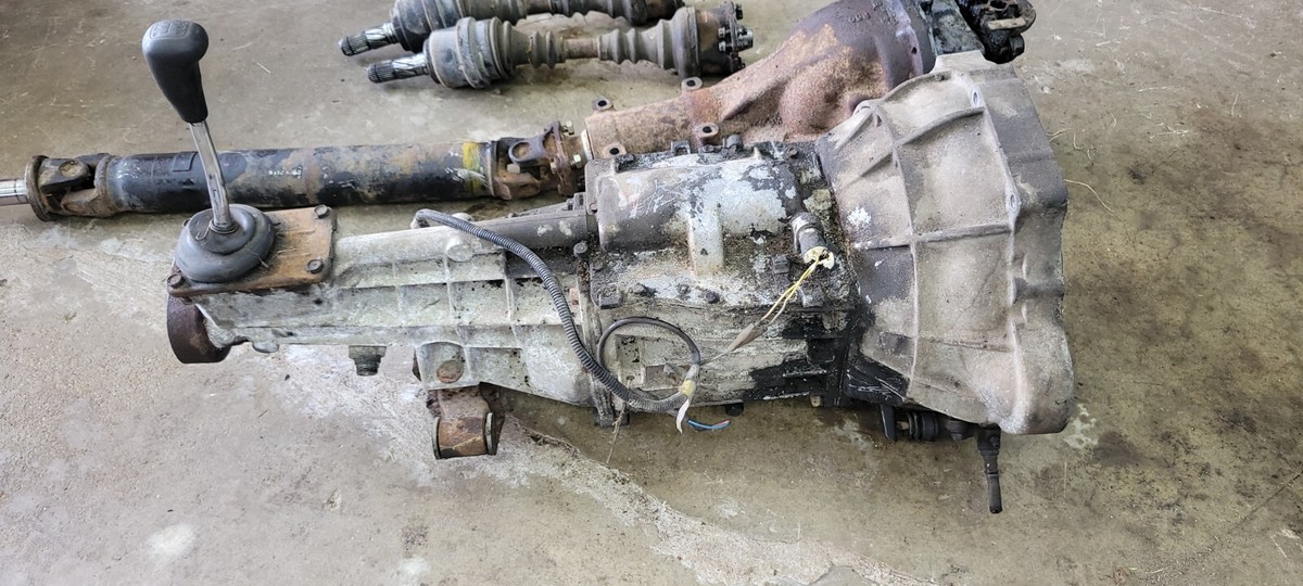 Datsun 280zx Turbo Manual 5 Speed T5 Transmission + Differential